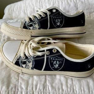 Tennies Raiders